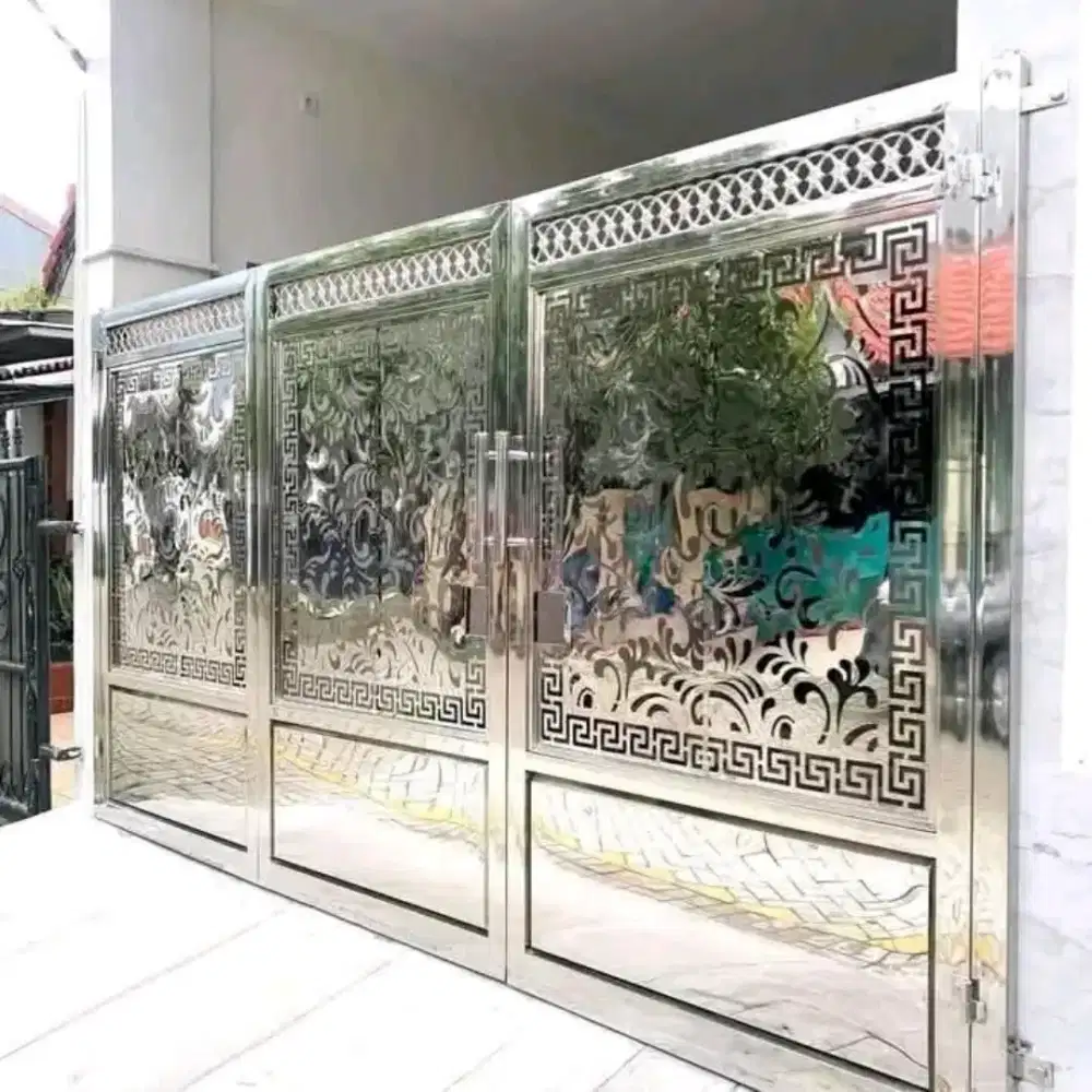 Pintu dan balkon stainless
