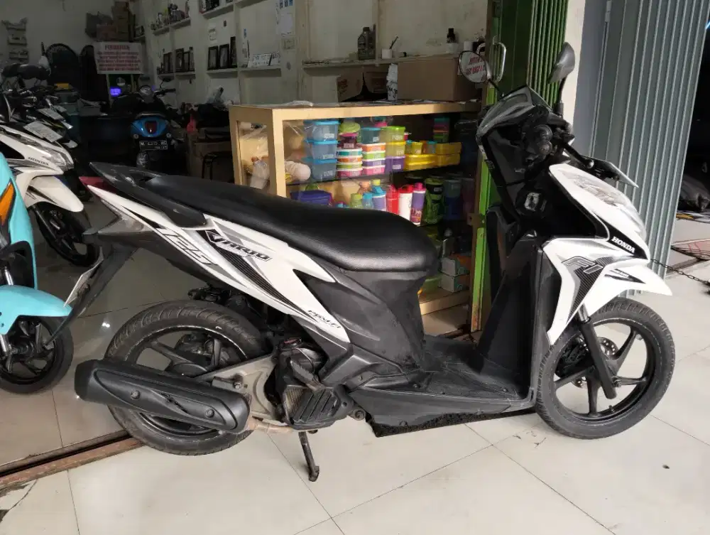 VARIO TECHNO FI 125 CC 2014 UMKM MURAH PROMO