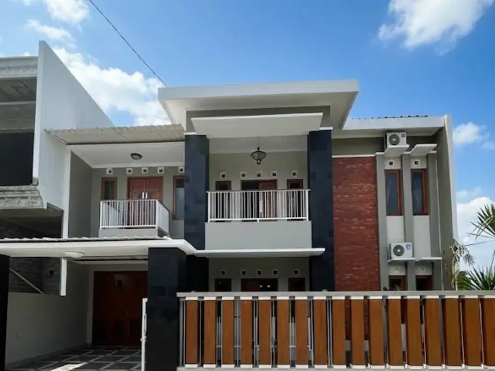 Rumah 2 lantai Semi Furnished Tanah Luas Tamanmartani dekat Prambanan