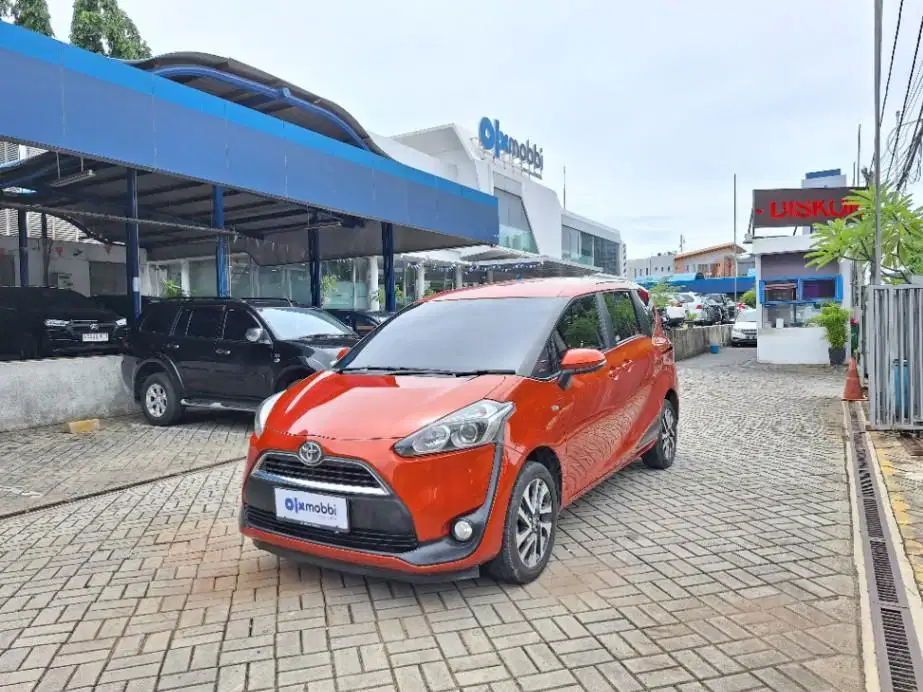 LOW DP Toyota Sienta 1.5 V Bensin-MT 2017 5PK