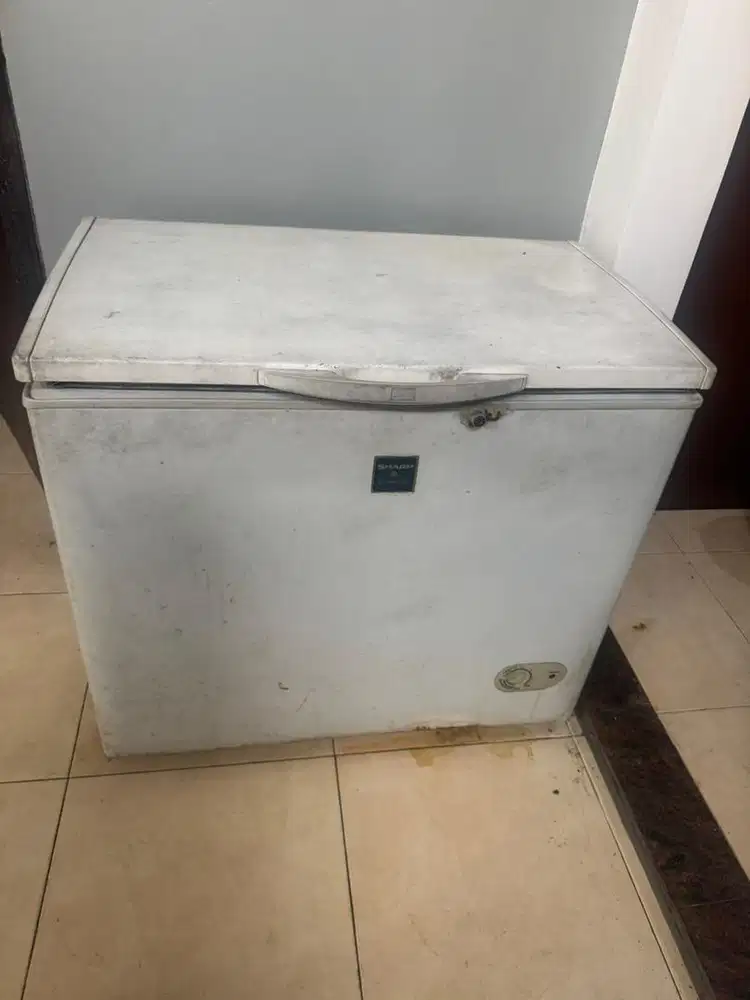 Freezer Sharp Normal Beku