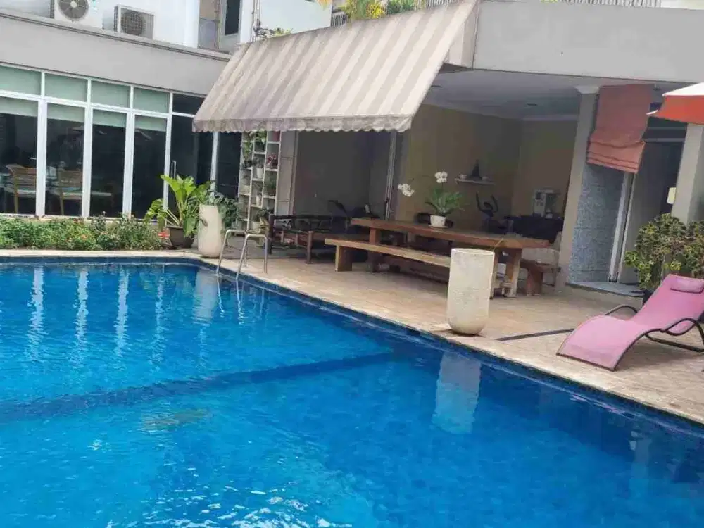 Dijual Murah Rumah di Bawah Harga Pasar di Kemang Jakarta Selatan