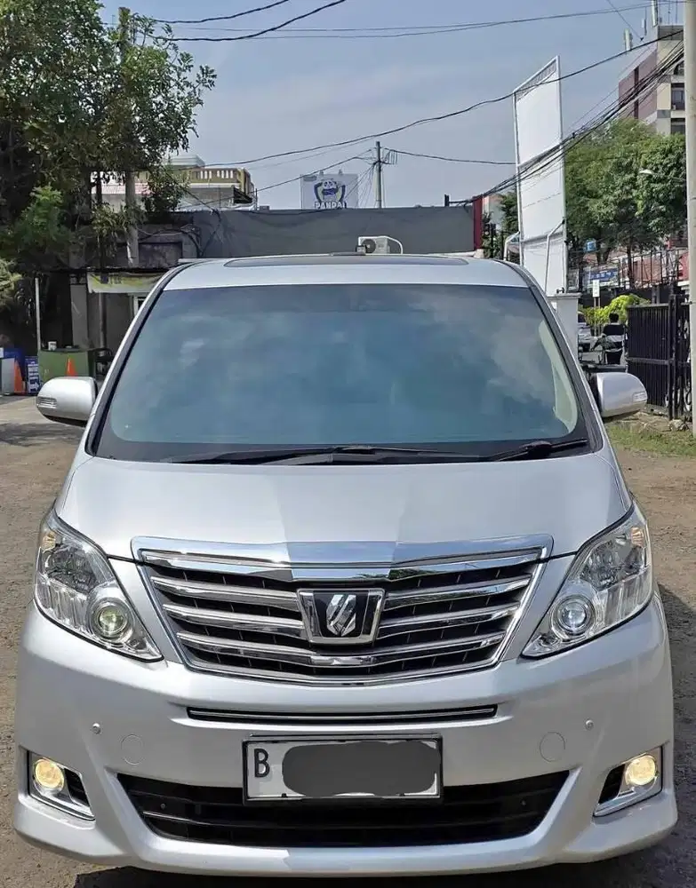 Alphard G 2.4 AT 2012