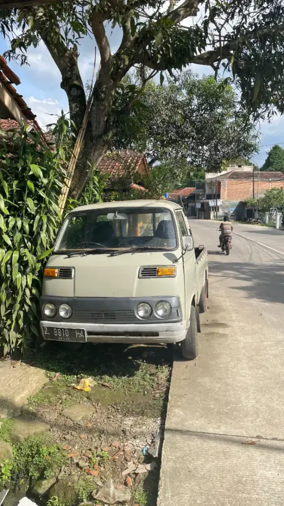 Mitsubishi colt pick up tahun 80