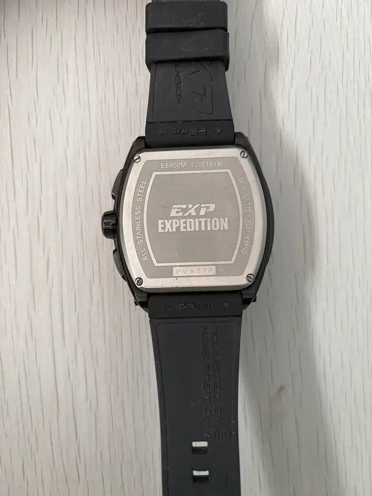 Expedition E6800M