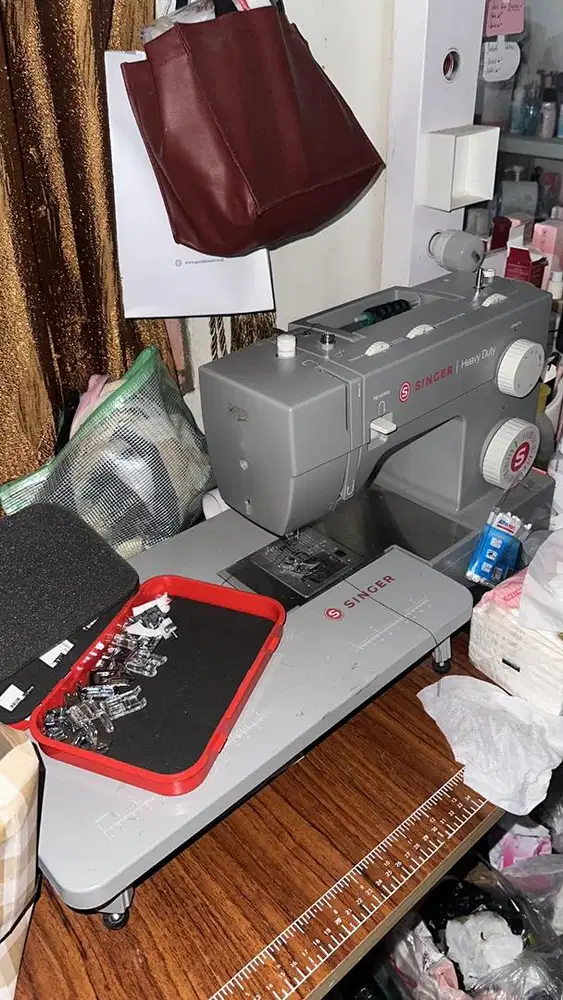 D jual gratis meja Mesin jahit portable