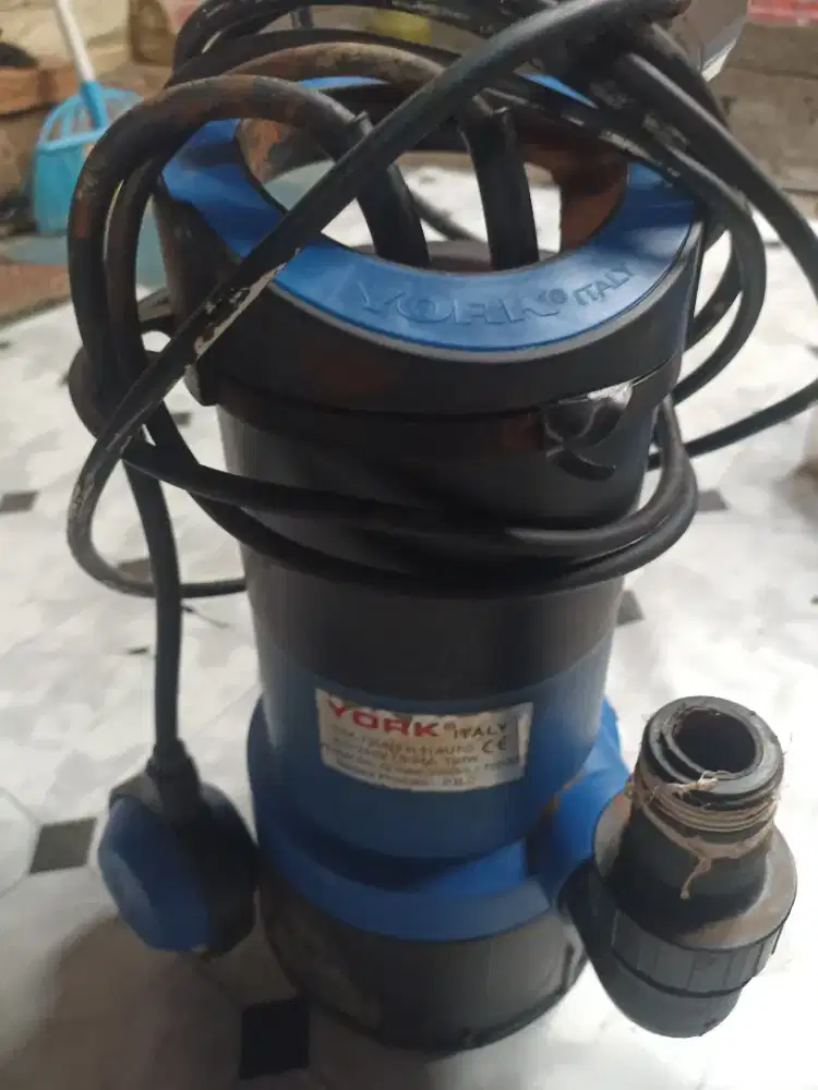 Pompa celup merk york