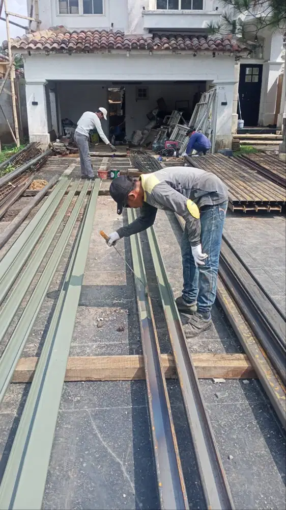 Besi CNP baja kontruksi