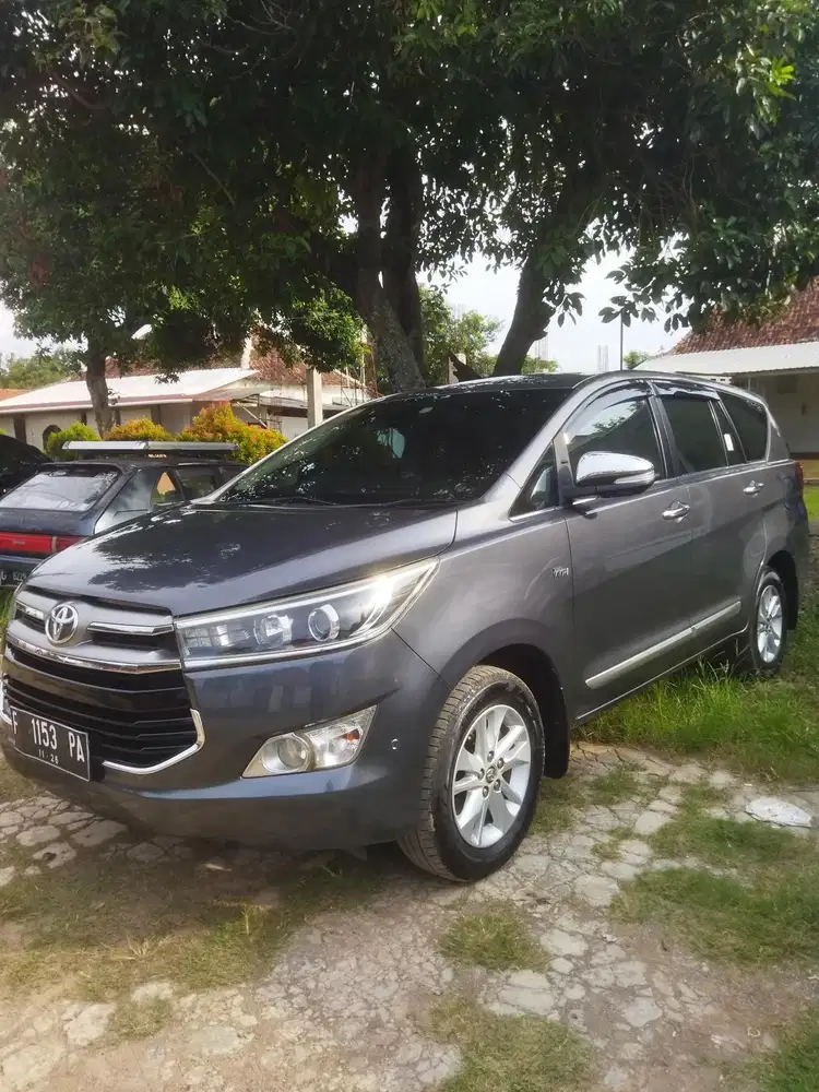 Toyota Kijang Innova 2016 Bensin