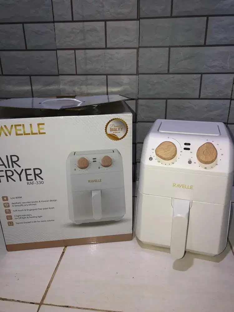 Air fryer white
