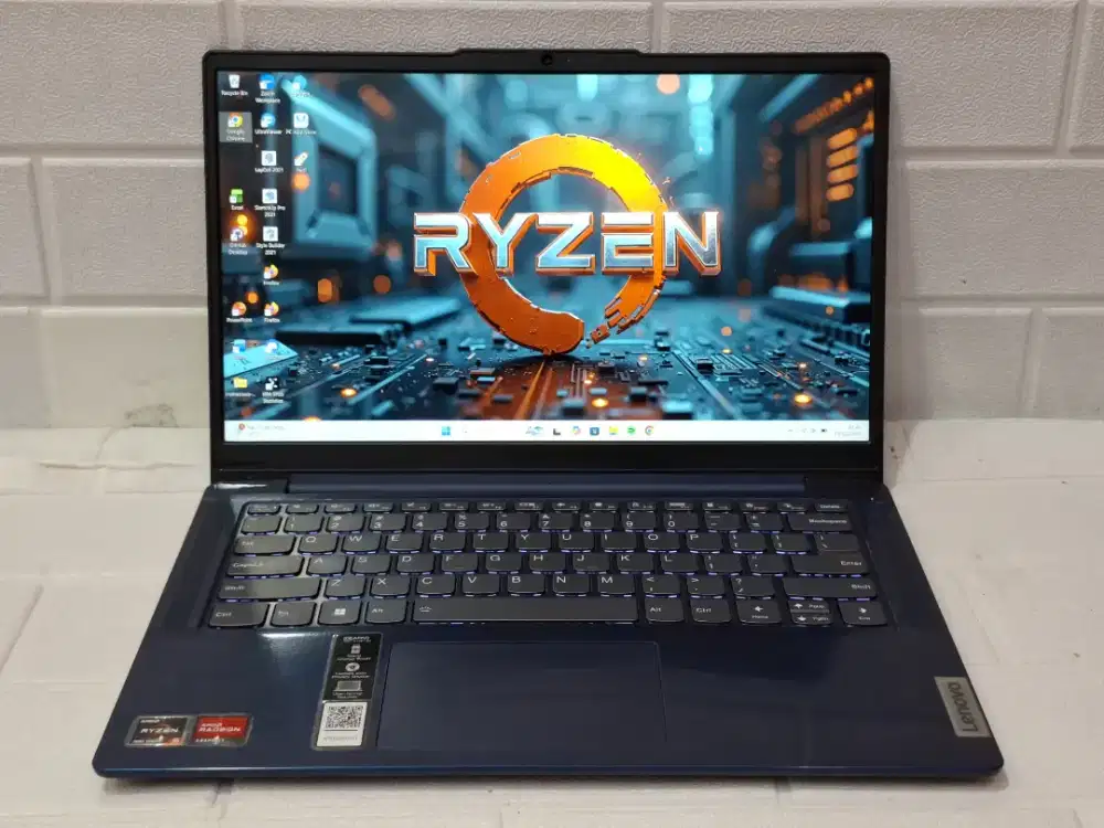 Lenovo Ideapad Slim 3 Processor AMD Ryzen 5 7520U /Ram 8GB /SSD 512GB