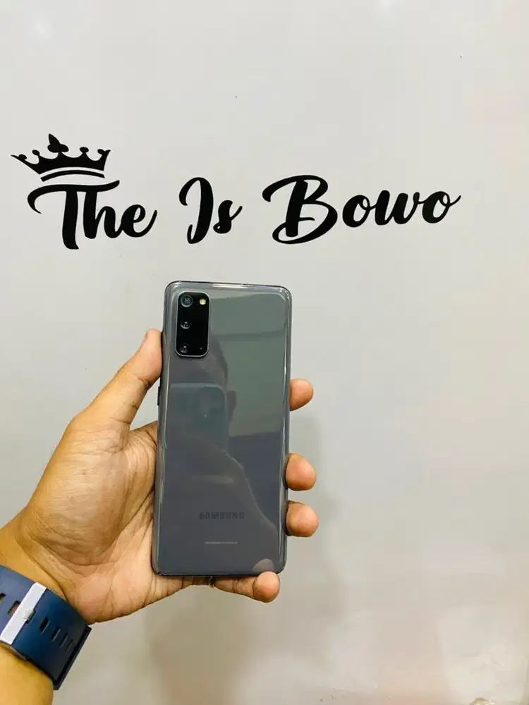 Samsung Galaxy S20 8/128gb Like New