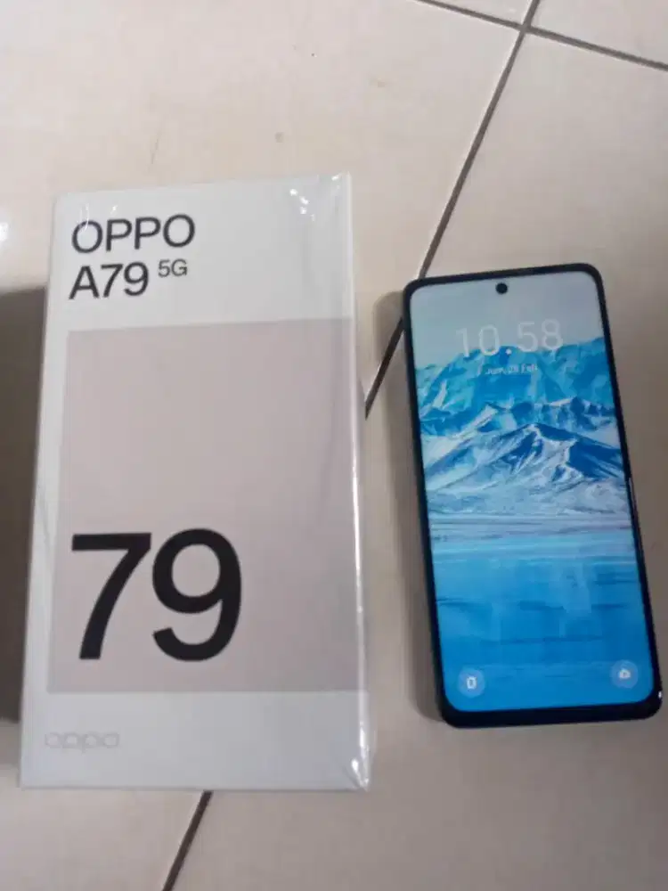 Oppo a79 (8/128)