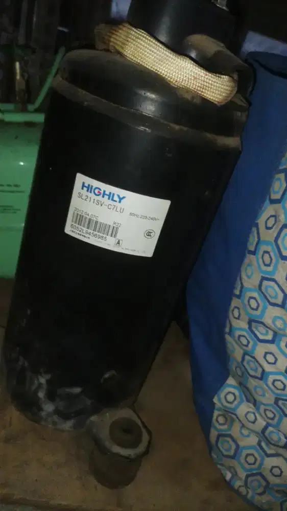 Compressornya AC 1,5 pk highly