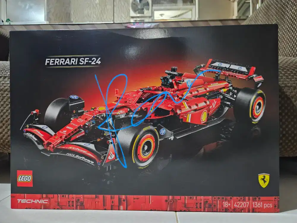 LEGO FERRARI SF-24 1361 PCS Original