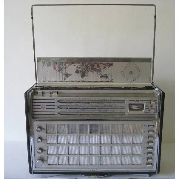 Vintage Radio djadoel model dan merek - PHILIPS L6X38T era 60's