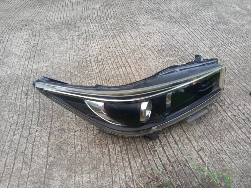 Lampu innova venturer