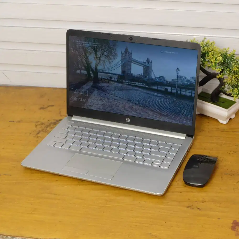SLIM Laptop HP 14S-DK AMD A4 RAM 8 GB SSD