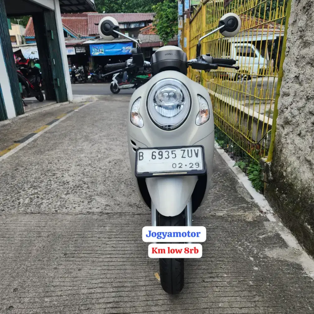 (A) Honda Scoopy Prestige Tahun'2024
