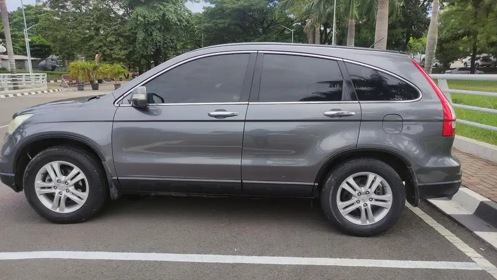 Honda CR-V 2010 Bensin