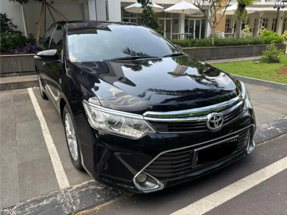 TOYOTA CAMRY V AT 2016