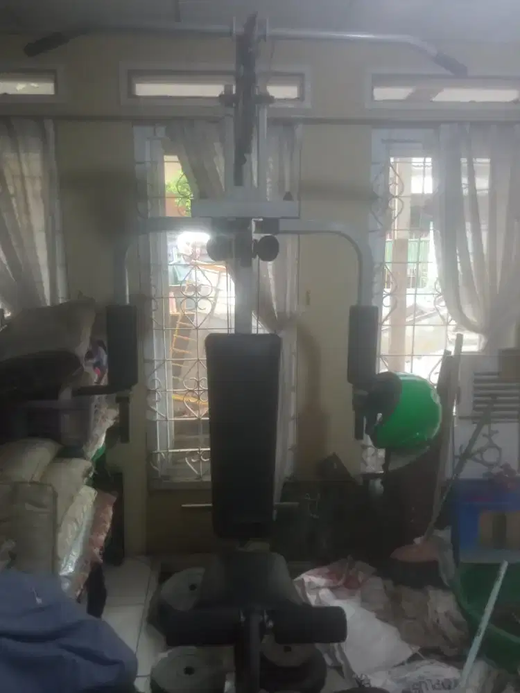 Alat gym angkat beban