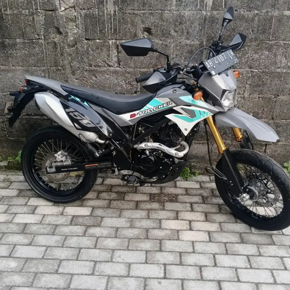 Kawasaki Dtracker SE 2020 Kawasaki KLX trail Kawasaki trail crf