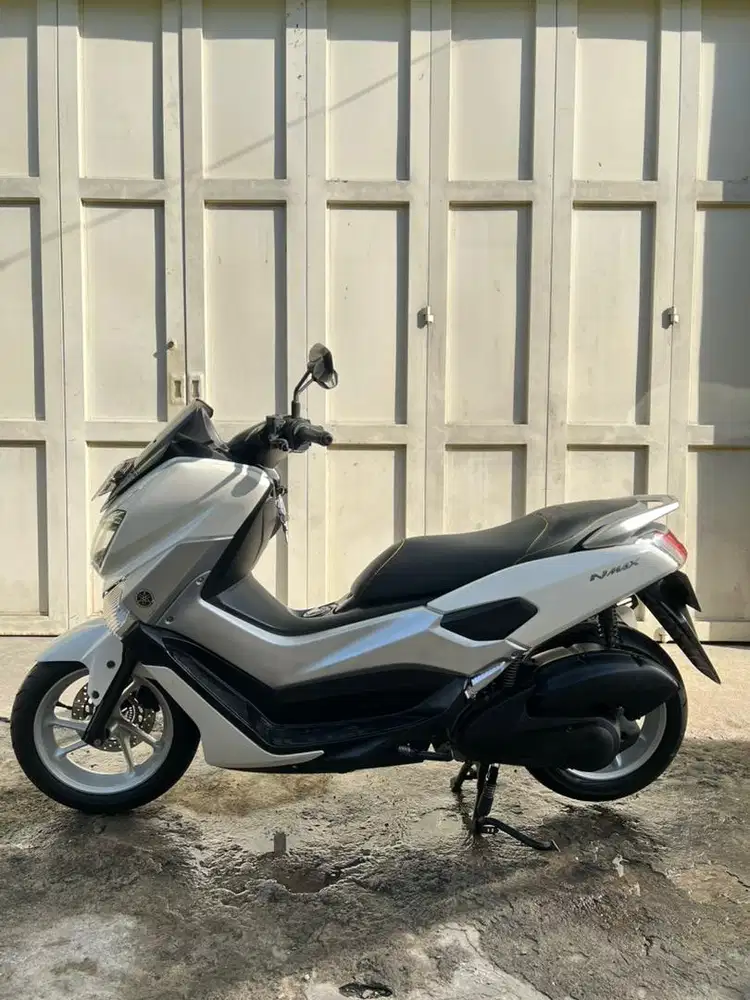 NMAX 2017 Putih – Surat Lengkap, Kondisi Mulus