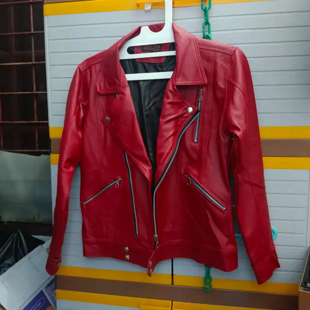 Jaket wanita kulit sintetis