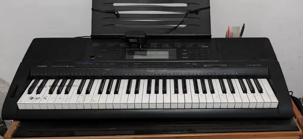 Keyboard casio CTK5000