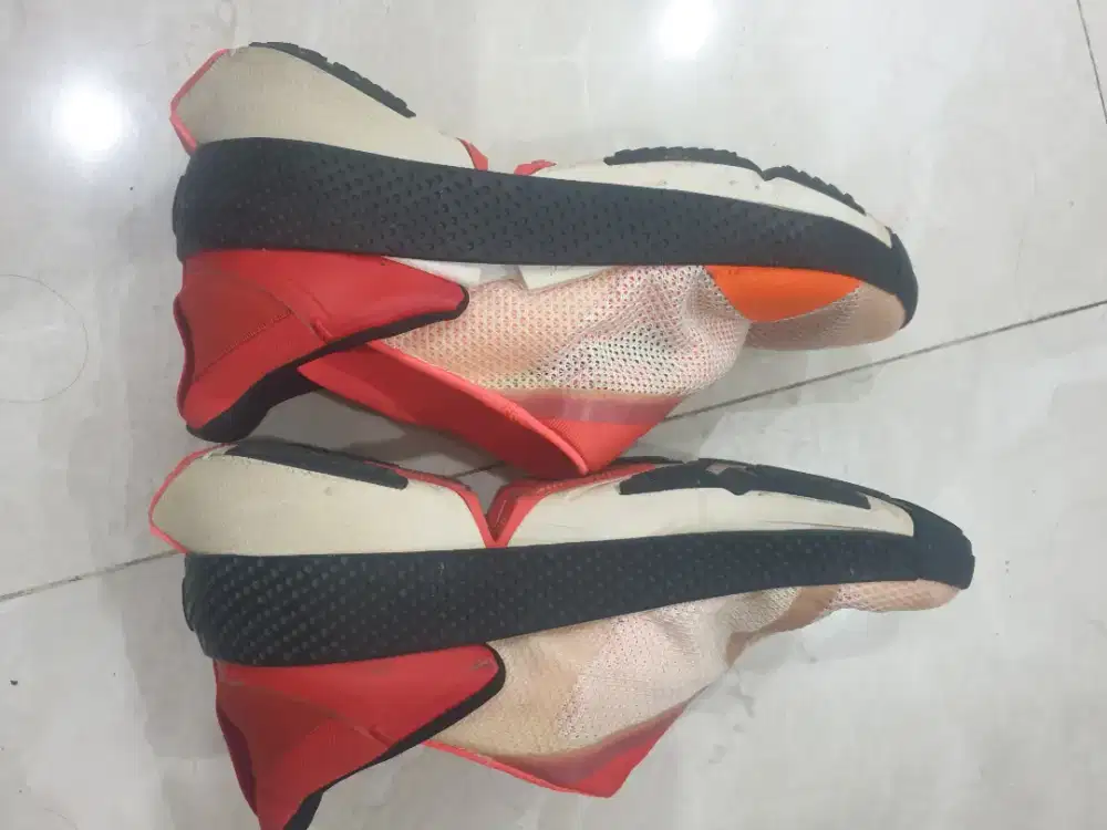 Sepatu Nike original uk.42 Go Fly Ease