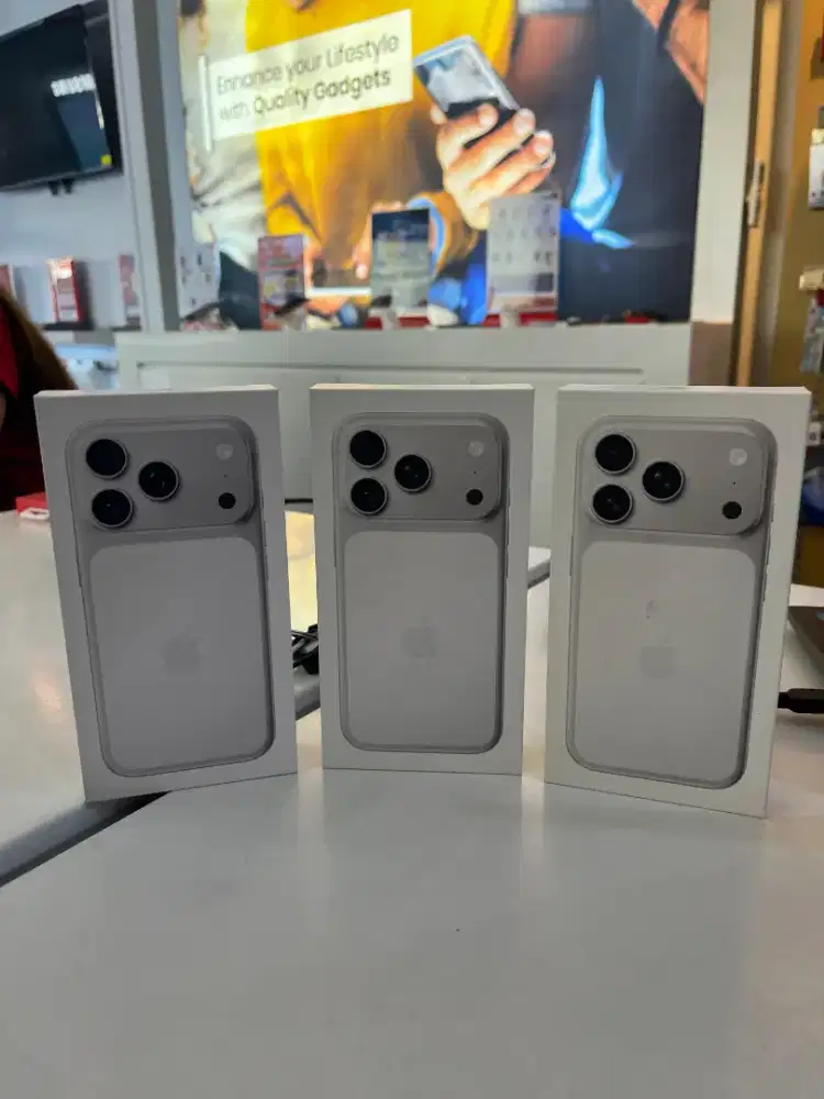 IPHONE 17 PRO 512 SILVER GARANSI RESMI