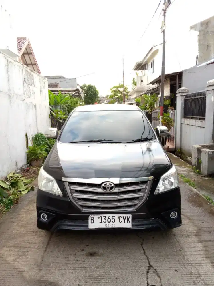 Toyota Kijang Innova 2013 Bensin