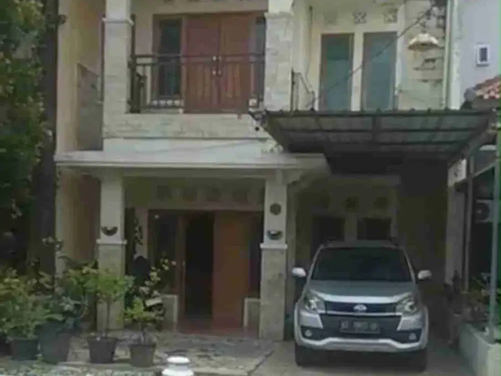 Rumah 2 Lantai Di Perumahan Cluster