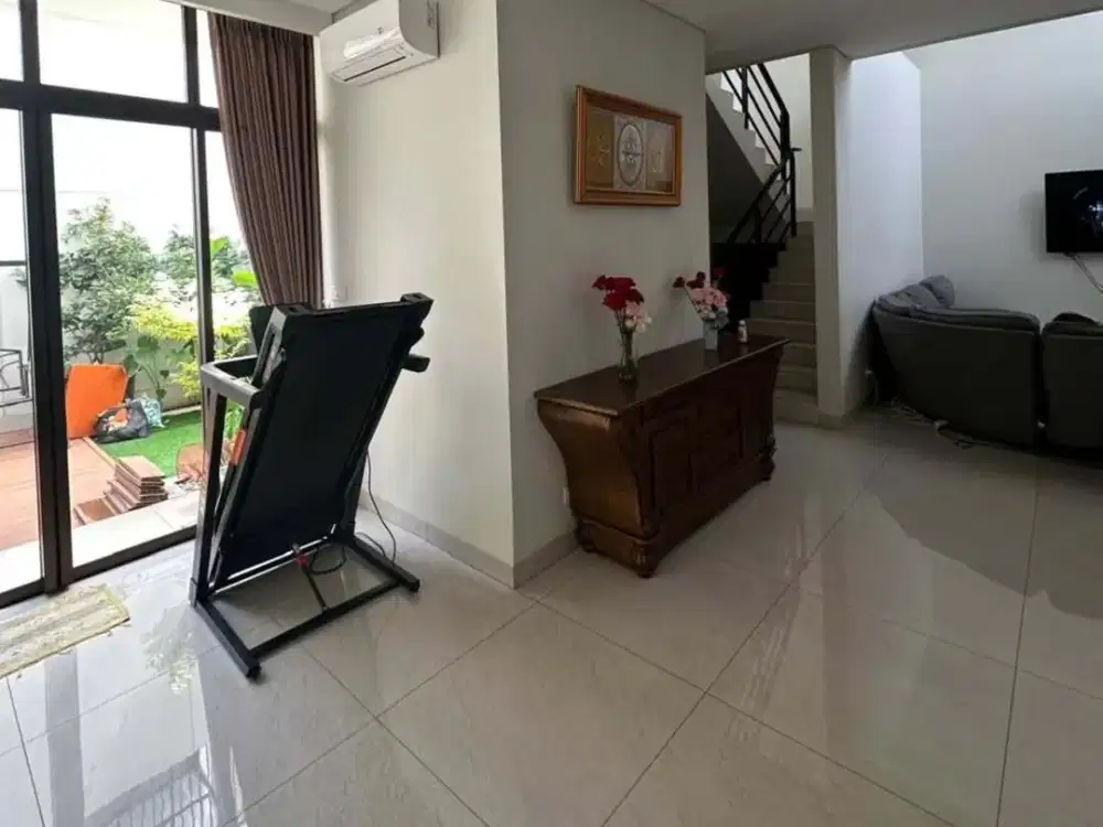 Murah! Rumah 3 Lantai Siap Huni di Summarecon Bekasi, 10x16m – Nego!