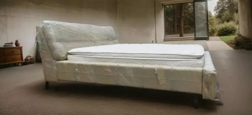 Jual cepat Bedframe mewah Kulit Cellini set Kingkoil CitiHub uk 200