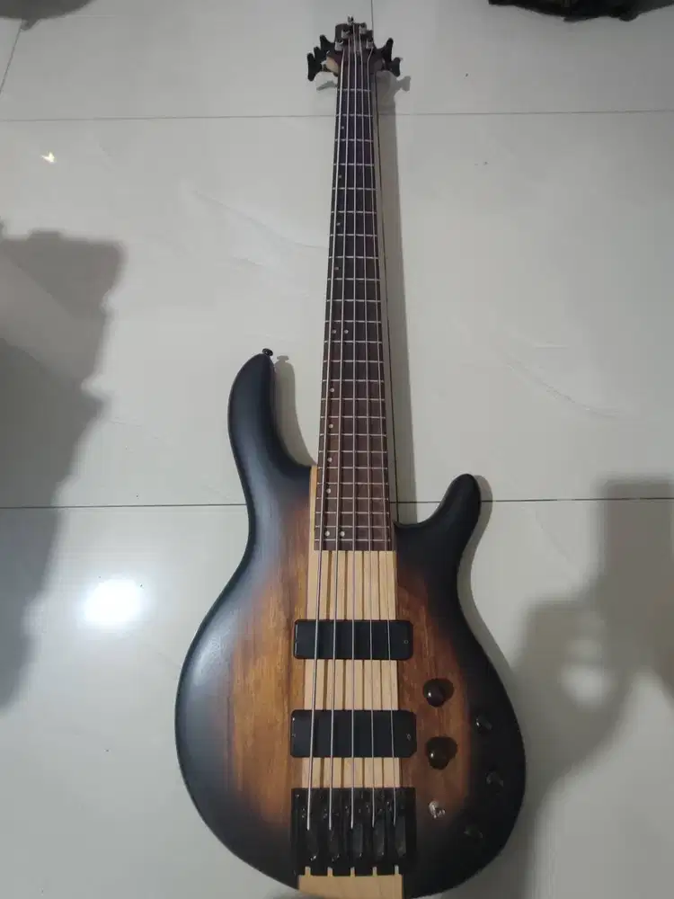 Bass Cort C5 Artisan Plus Second
