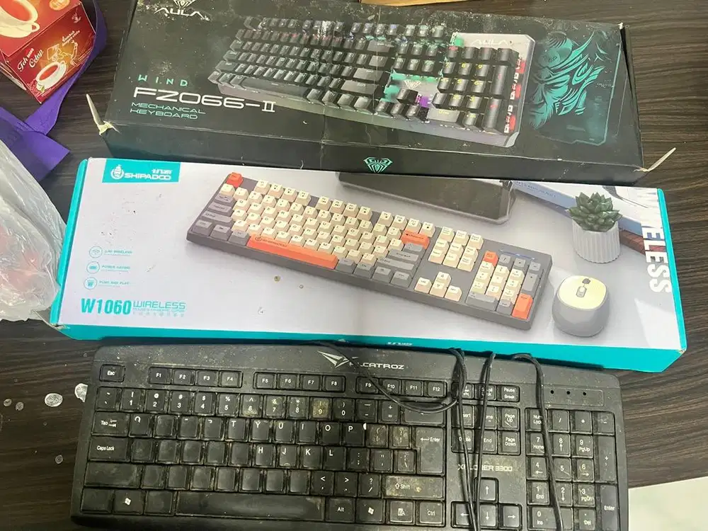 Keyboard 3 buah bekas pemakaian pribadi