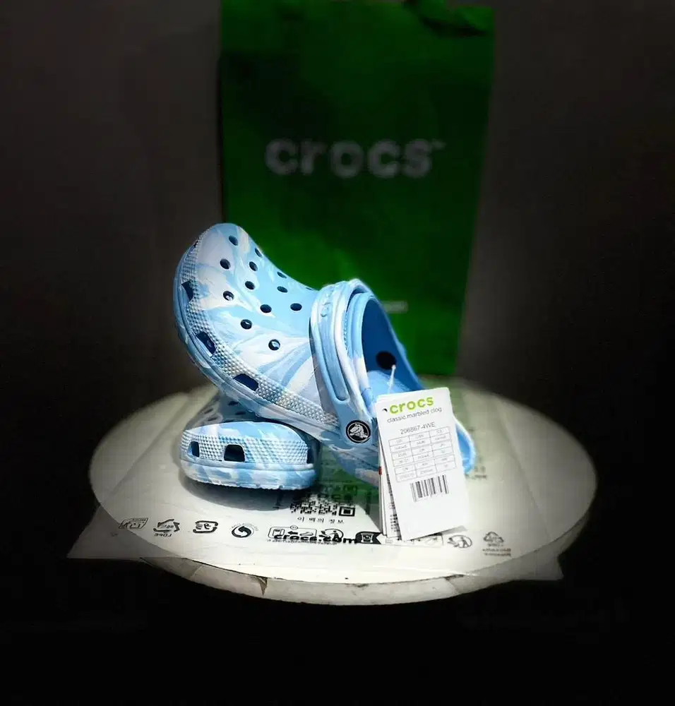 Want To Sell Crocs Classic Marbled Clog