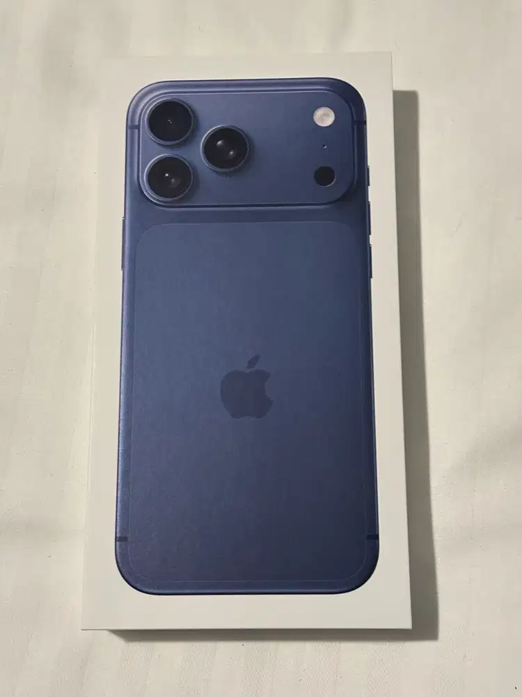 IPHONE 17 PRO MAX DEEP BLUE NEW 1TB