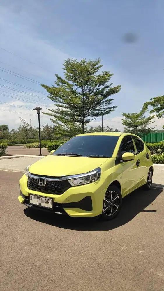 Honda New Brio E CVT 2023 KM LOW