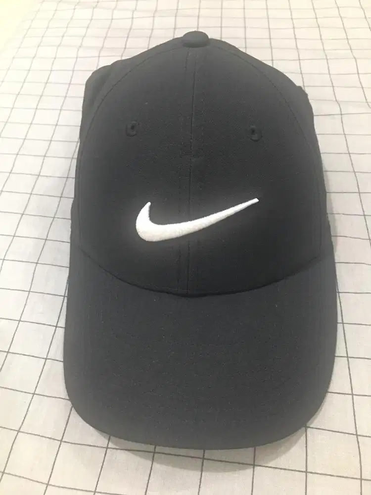 topi nike dri-fit