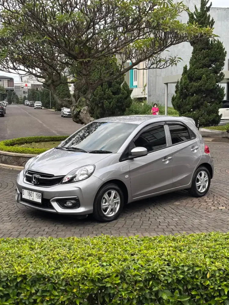 HONDA BRIO E M/T 2017 LOW KM ISTIMEWA