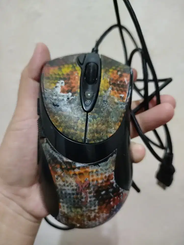 OBRAL! Mouse Macro Gaming A4TECH V-Track Model F7 (Wired)