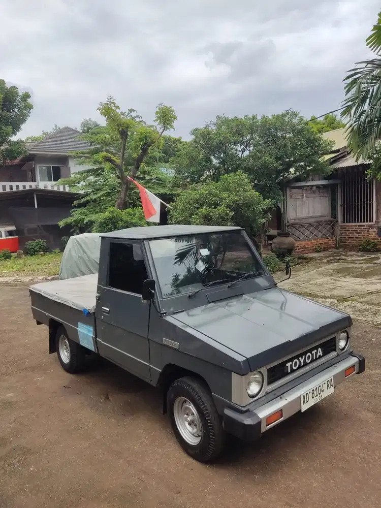 Toyota Kijang 1985 Bensin