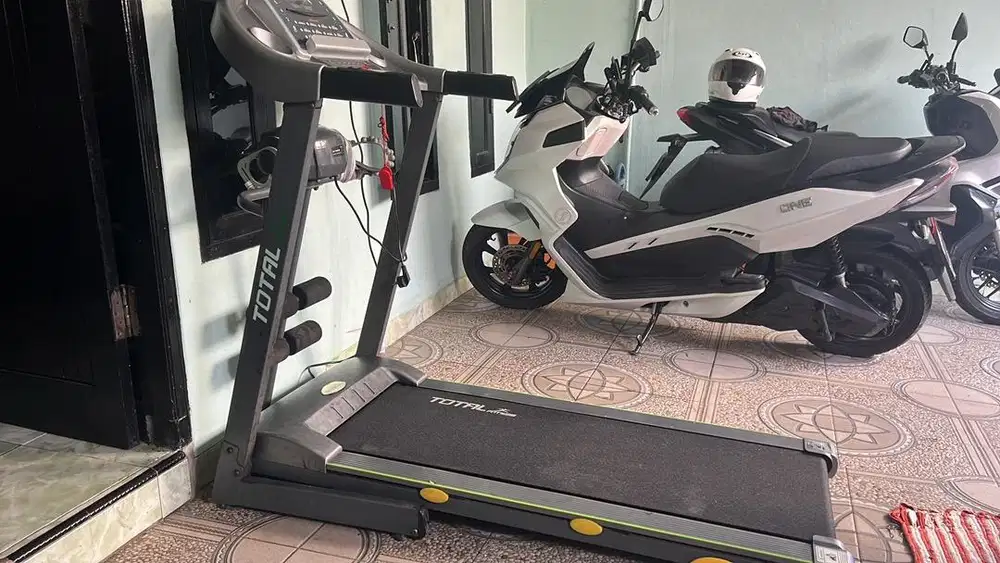 Jual treadmil total fitnes TL618