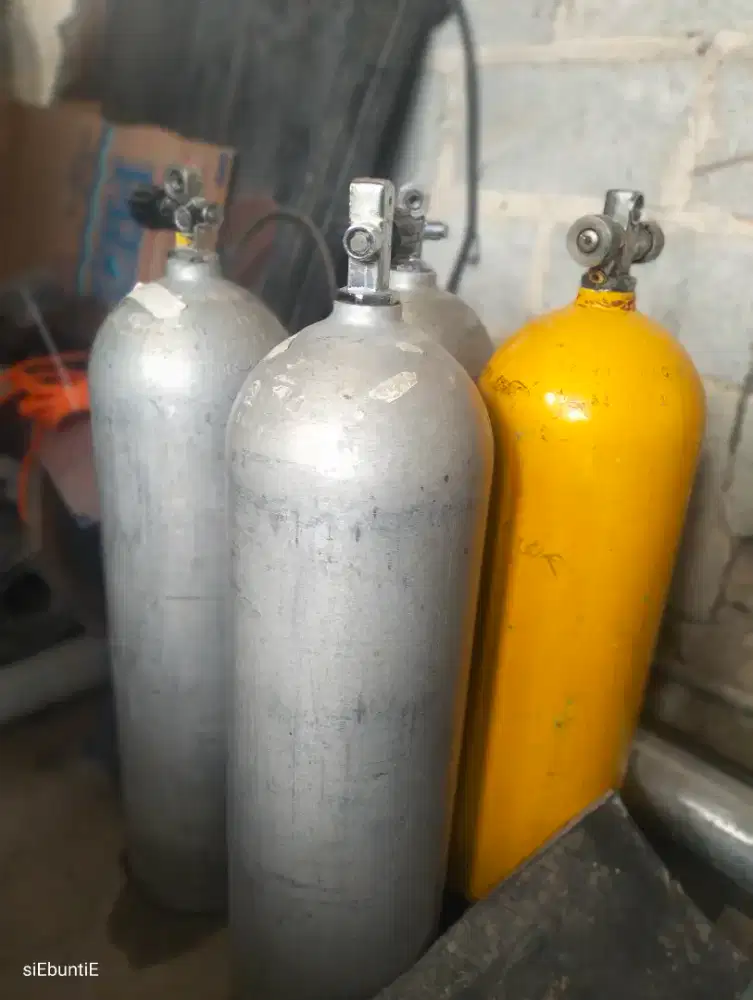 Jasa Refill pengisian ulang tabung Scuba dan tabung buat menembak