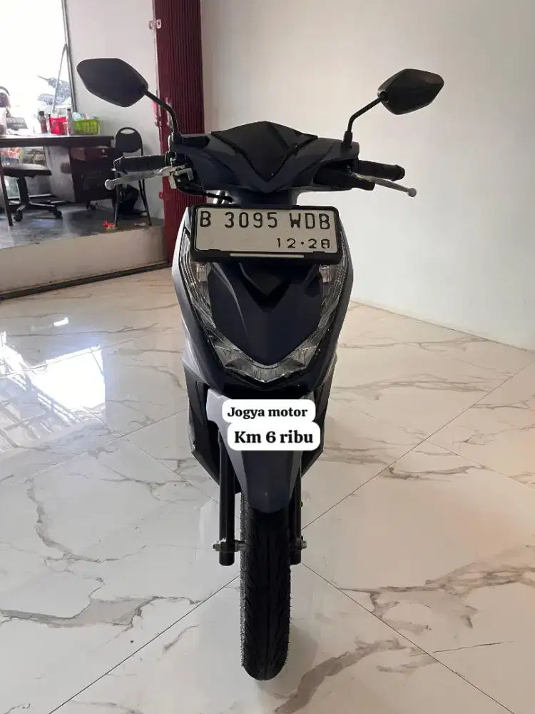 (A) Honda Beat Deluxe Tahun 2023