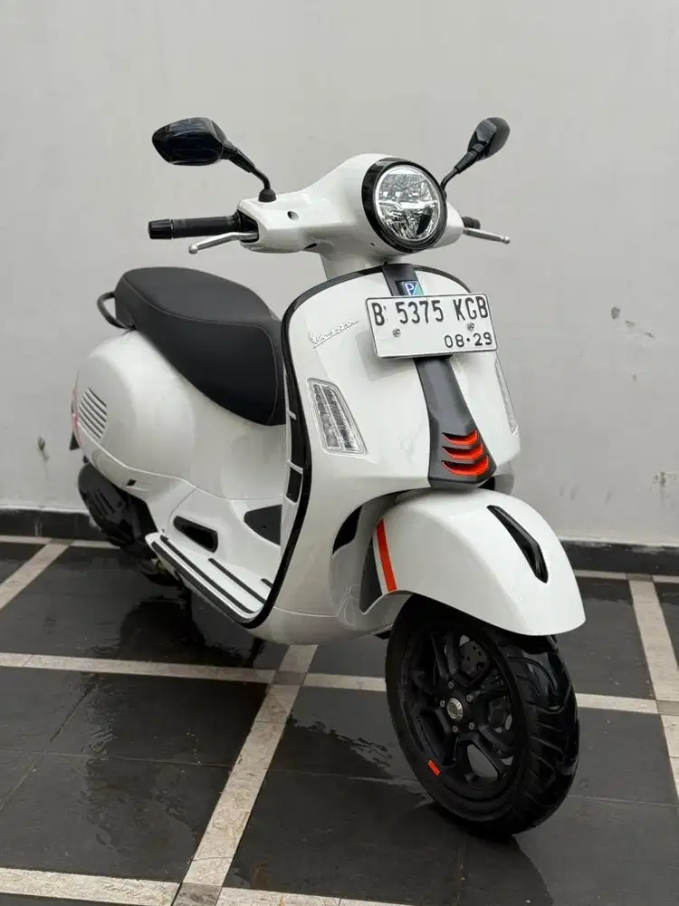 Vespa Gts Iget Super Sport Asr 2024 (km 1rb)