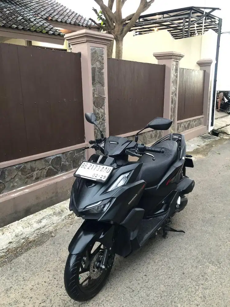 VARIO GEN NEW ISTIMEWA 160 SOLID BLACK 2025 Pajak Hidup